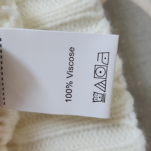 Sweater Vest - Picture 4 of 7